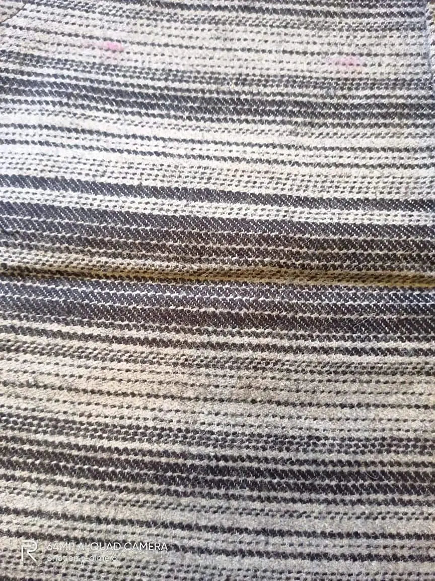 ARUNA KULLU HANDLOOM Men's Woolen Tweed Bandhgala Nehru Jacket PURE ANGORA WOOL ( WHITE & GREY ).