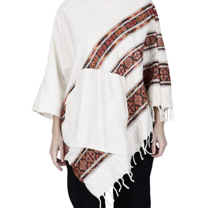 kullu shawl woolen poncho with hood for ladies white 3 patti