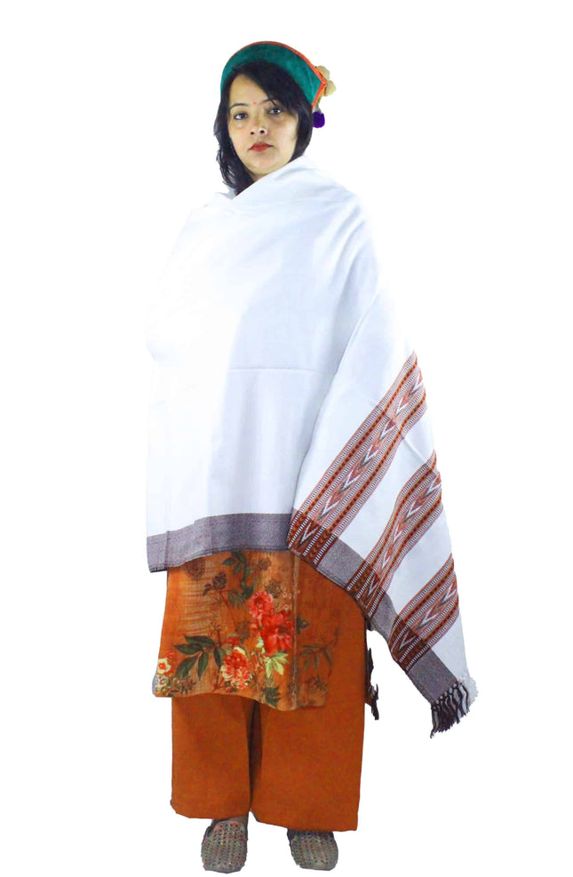himachal shawls online available in different colors and design. himachal shawl price kullu shawl gi tag best shawl shop in kullu Pahadi shawl